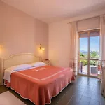 Casa Mia Hotel 3*
